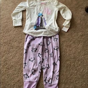NWT Girls 2 piece pajama set